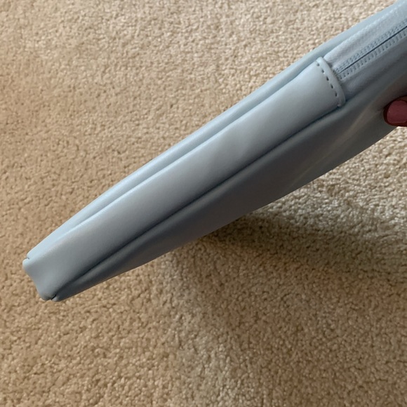 Primark Computer Padded Case In Light Blue With Flowers / Like New - Picture 8 of 17